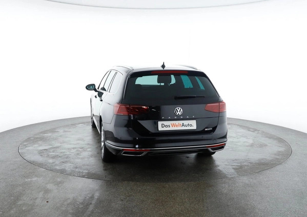 Volkswagen Passat cena 129945 przebieg: 132512, rok produkcji 2020 z Sejny małe 781